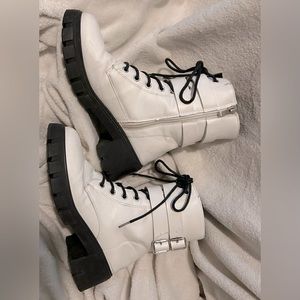 White fashion boots with black trim